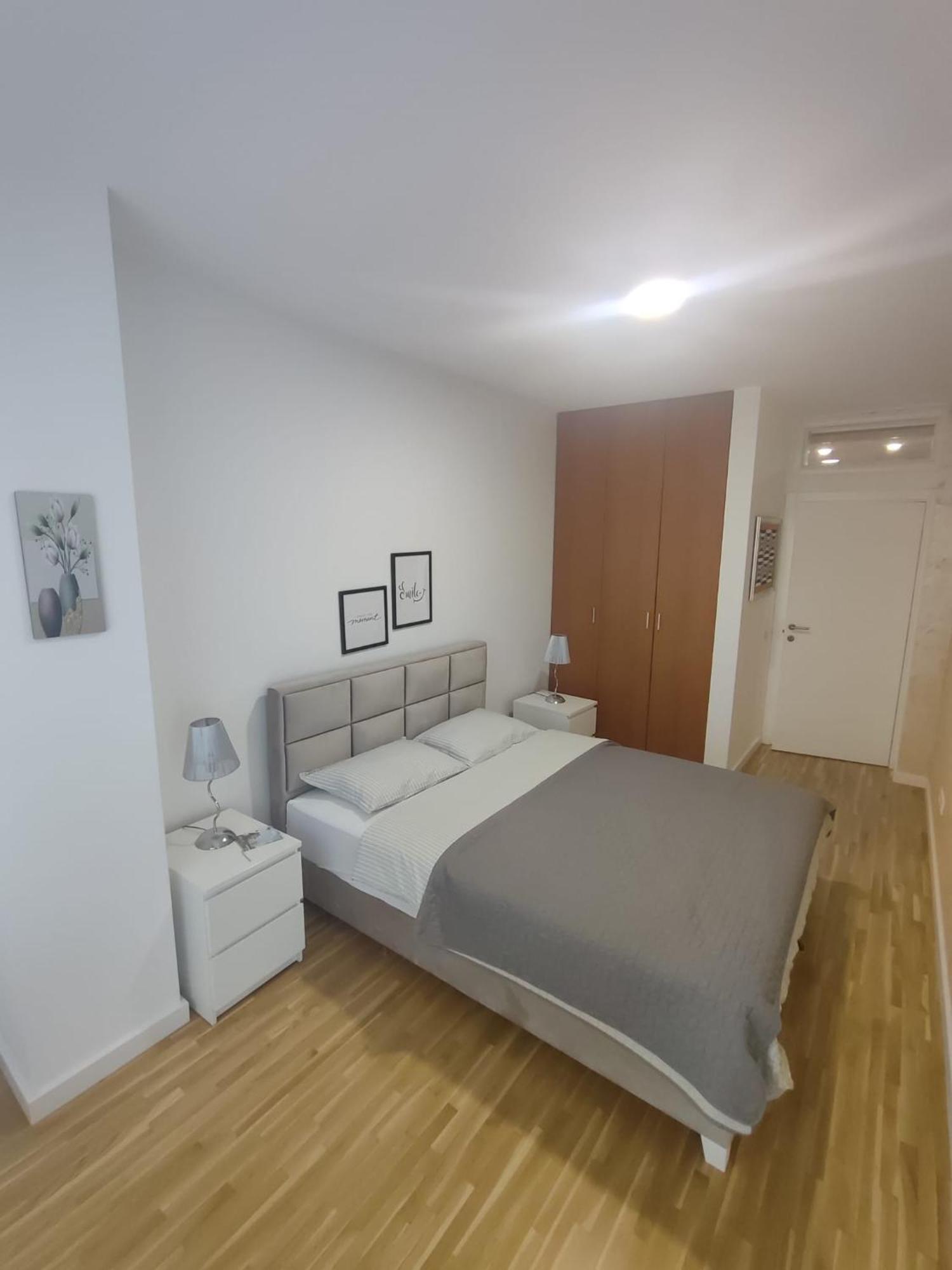 City Lights Lux Apartment Белград Екстериор снимка